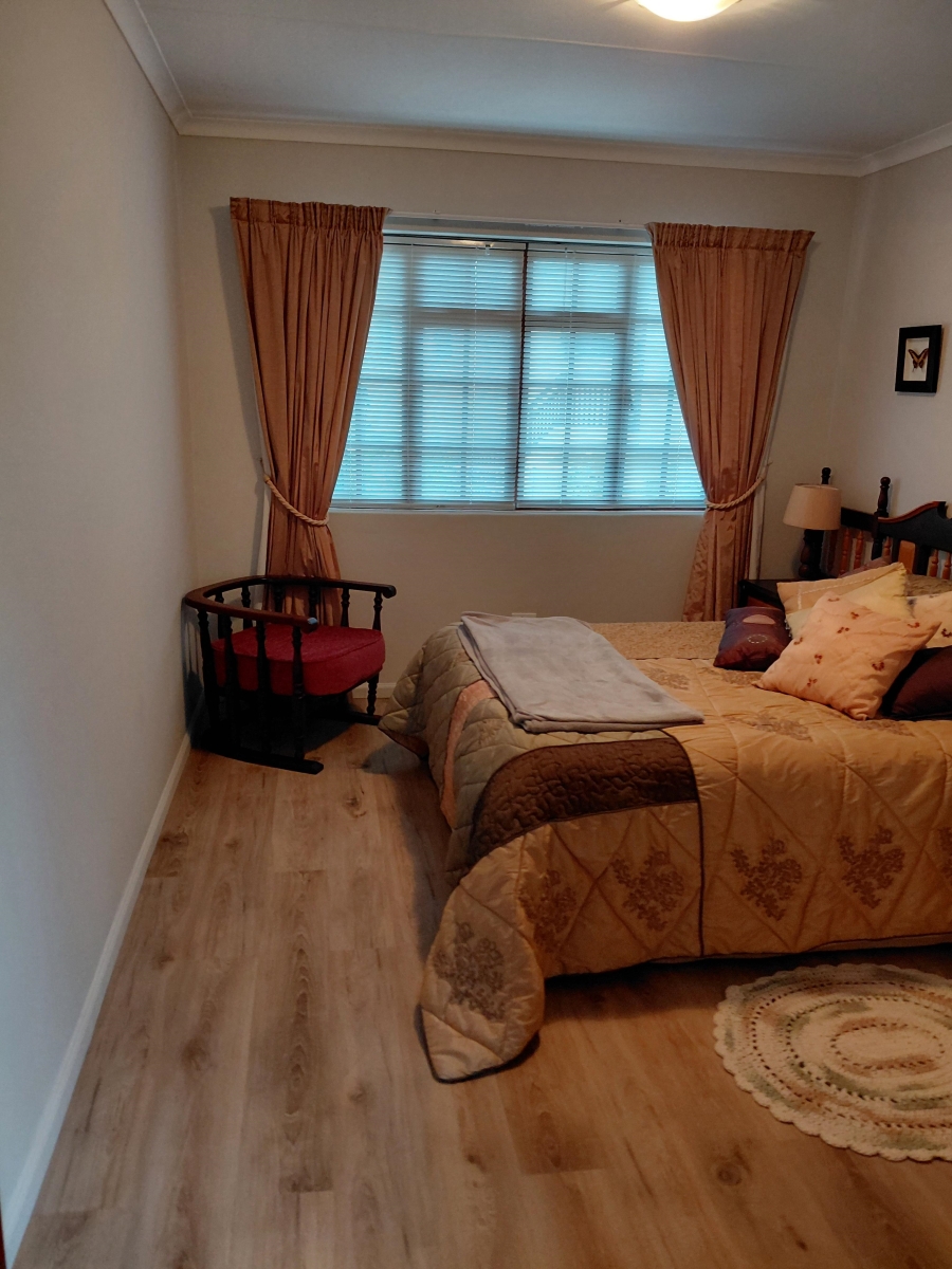 5 Bedroom Property for Sale in Fynbosstrand Western Cape